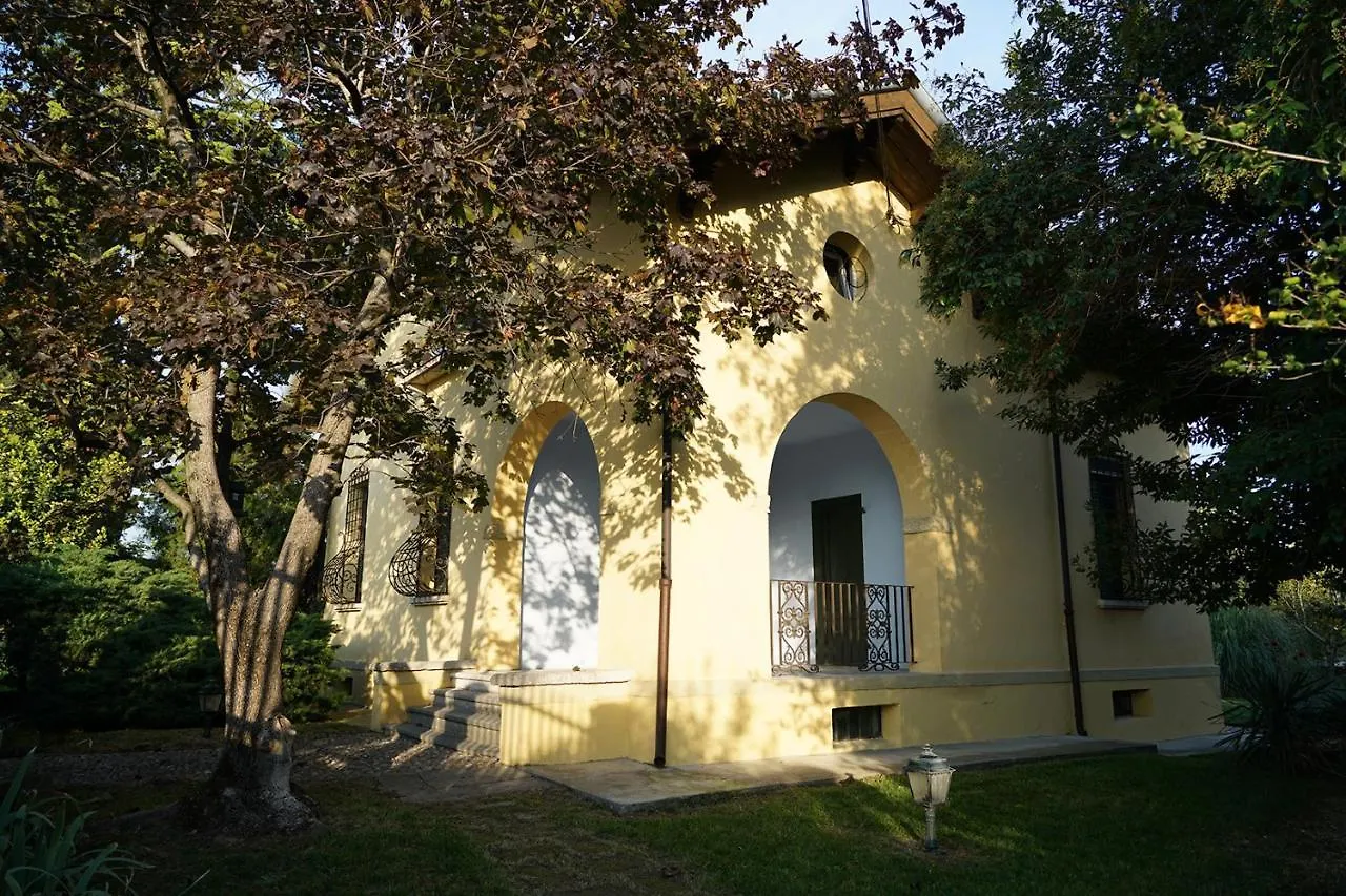 فيلا Casa Del Custode In The Heart Of Valpolicella سان بيترو في كاريانو 0*,  إيطاليا